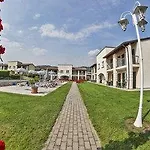 Corte Delle Rose 4* Garde