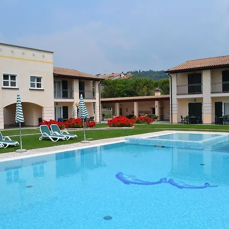 Lejlighedshotel Corte Delle Rose 4*
